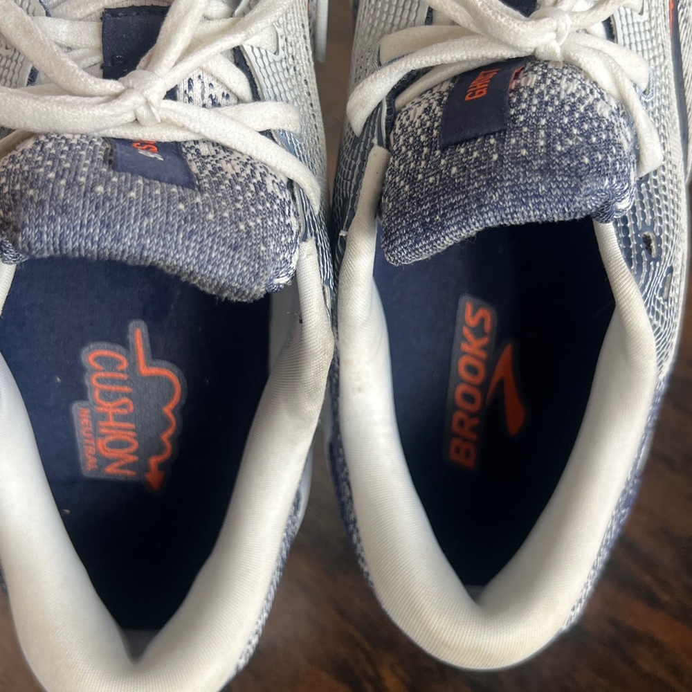 BROOKS Men’s Ghost 16 running shoes size 12 like new - Picture 5 of 6